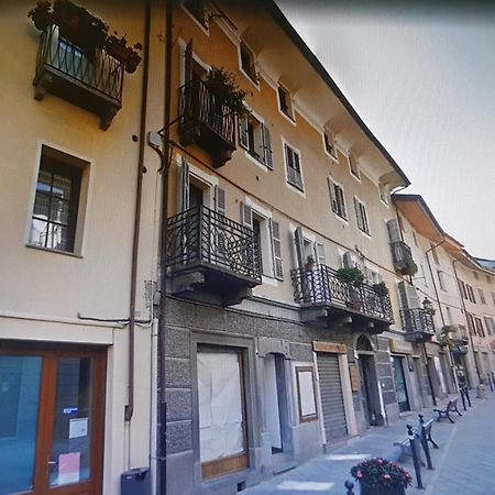 Appartamento "Chanoux 74" Châtillon Exteriör bild